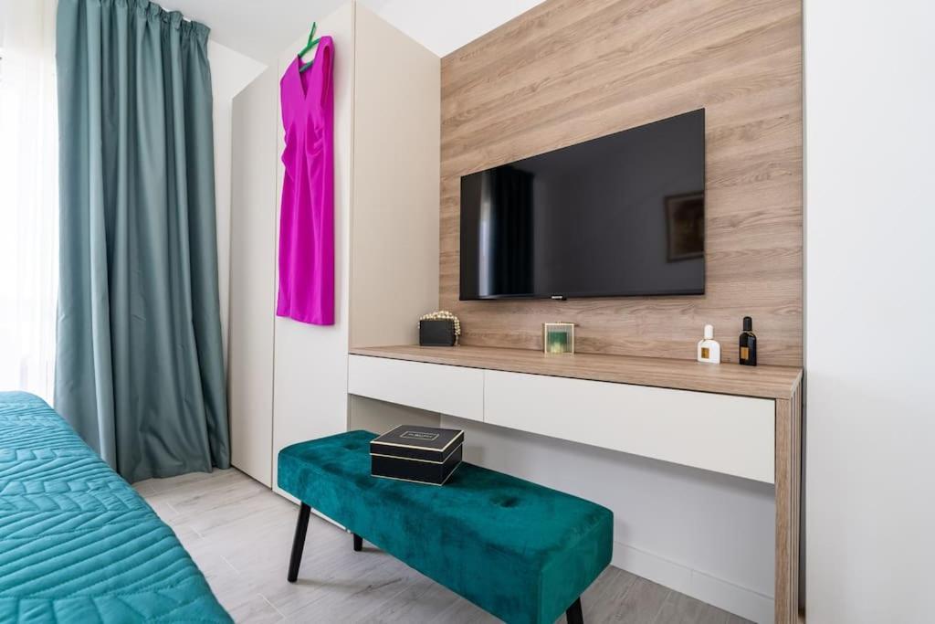 Friends & Family Apartment