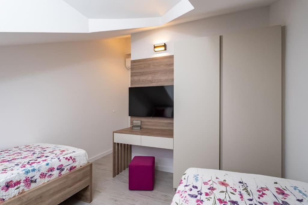 Friends & Family Apartment